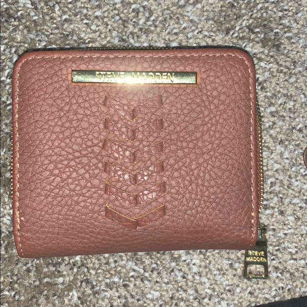 Steve Madden wallet